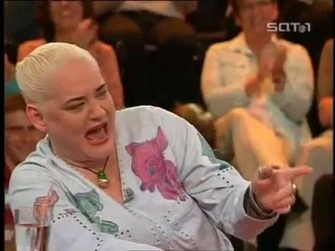 Genial daneben mit Hella von Sinnen mit Untertitel